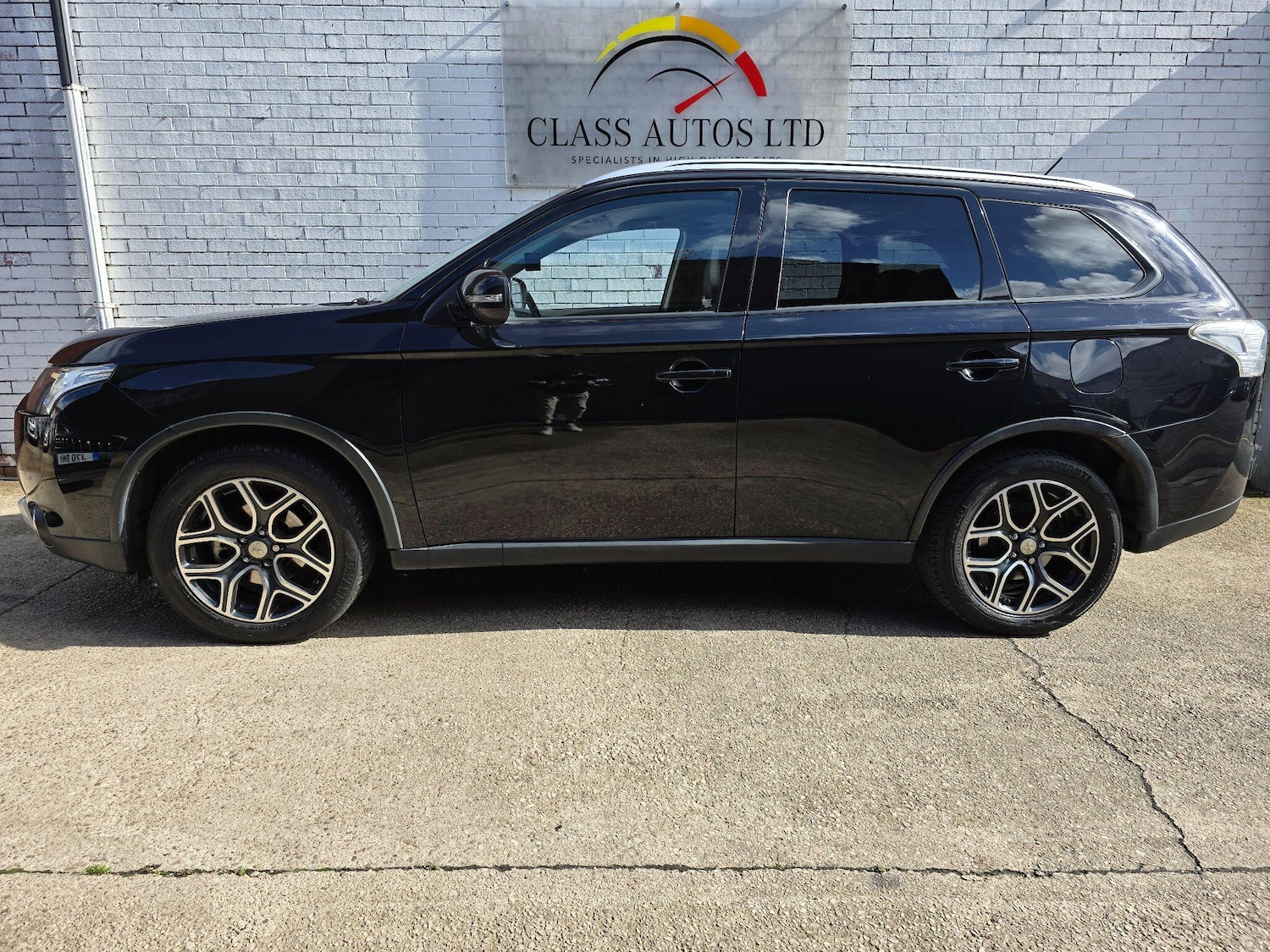 Used Mitsubishi Outlander 2014 for sale - 76109008: Photo 9