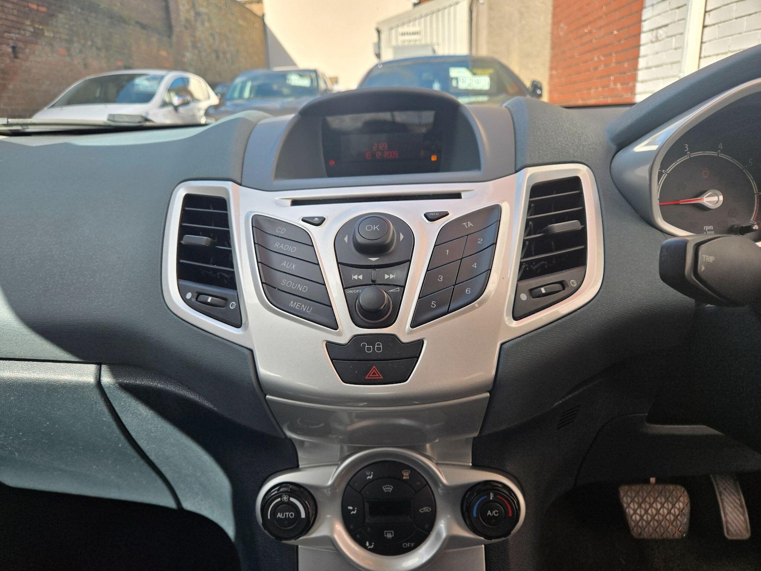 Used Ford Fiesta 2009 for sale - 77892139: Photo 10