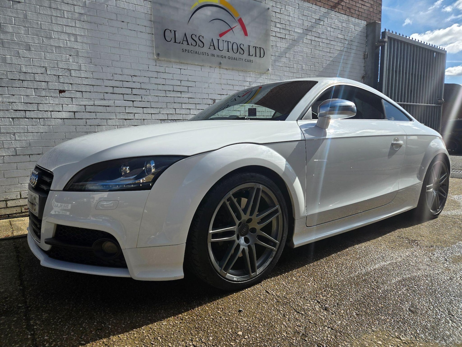Used Audi TT 2011 for sale - 78115568: Photo 4