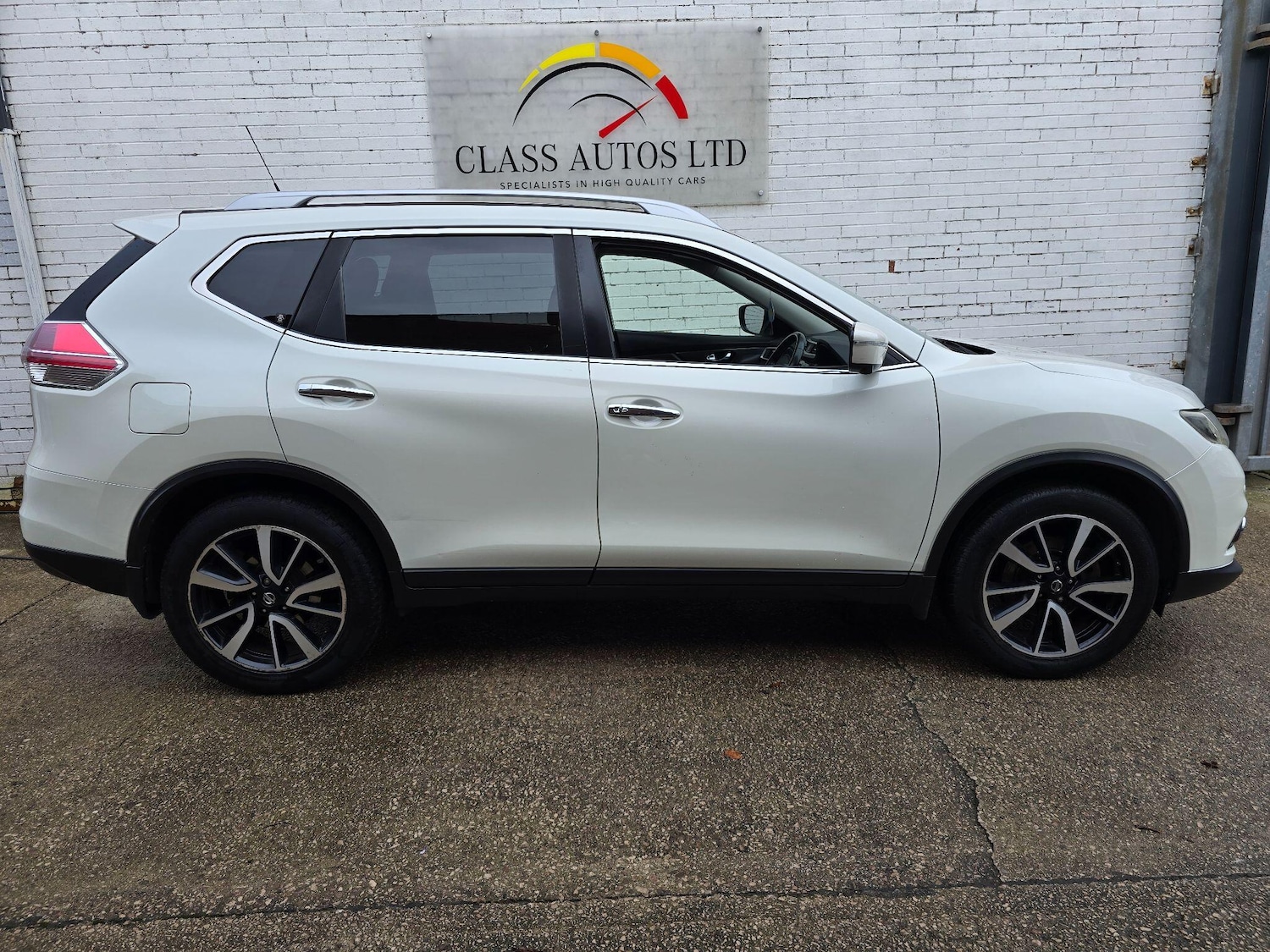 Used Nissan X-Trail for sale - 77396494: Photo 11