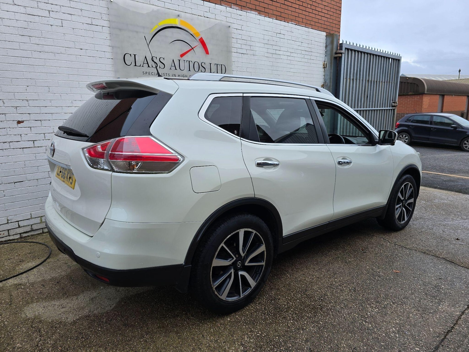 Used Nissan X-Trail for sale - 77396494: Photo 12