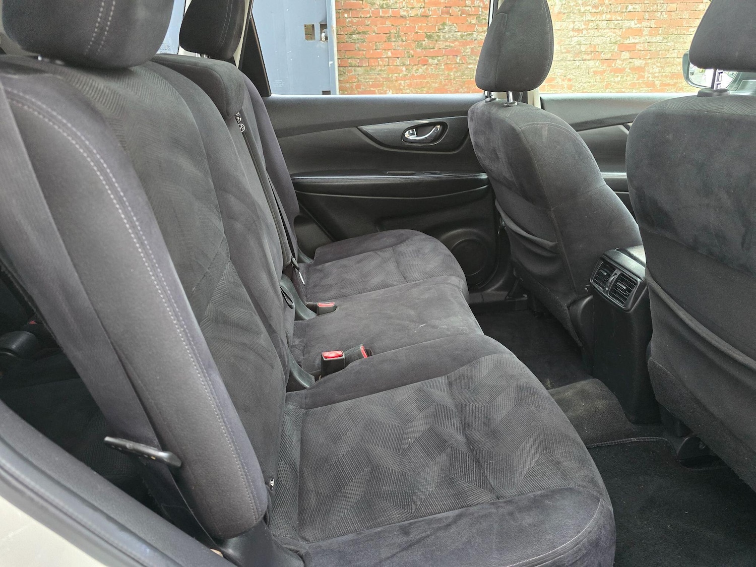 Used Nissan X-Trail for sale - 77396494: Photo 16