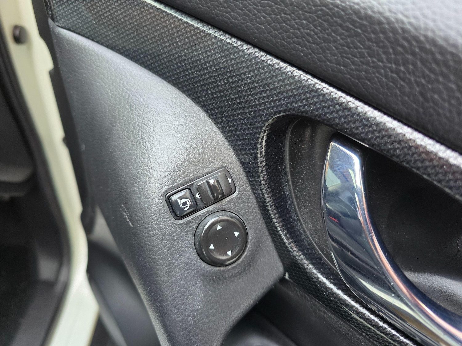 Used Nissan X-Trail for sale - 77396494: Photo 19