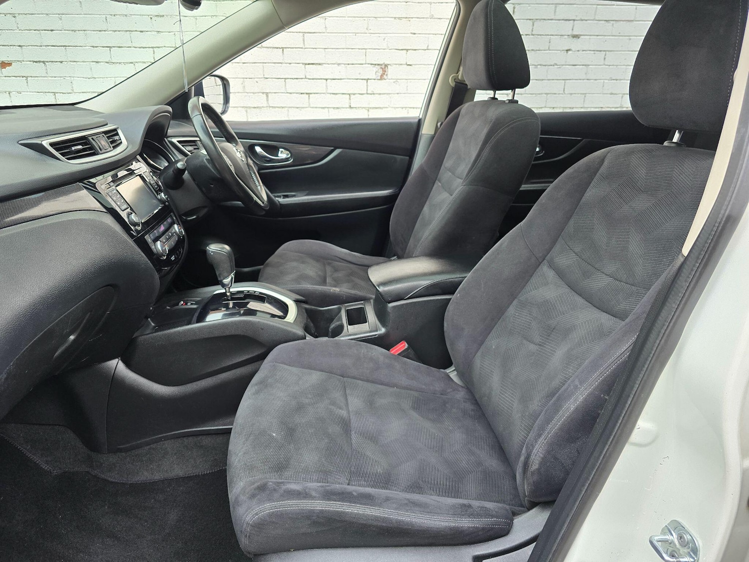 Used Nissan X-Trail for sale - 77396494: Photo 32