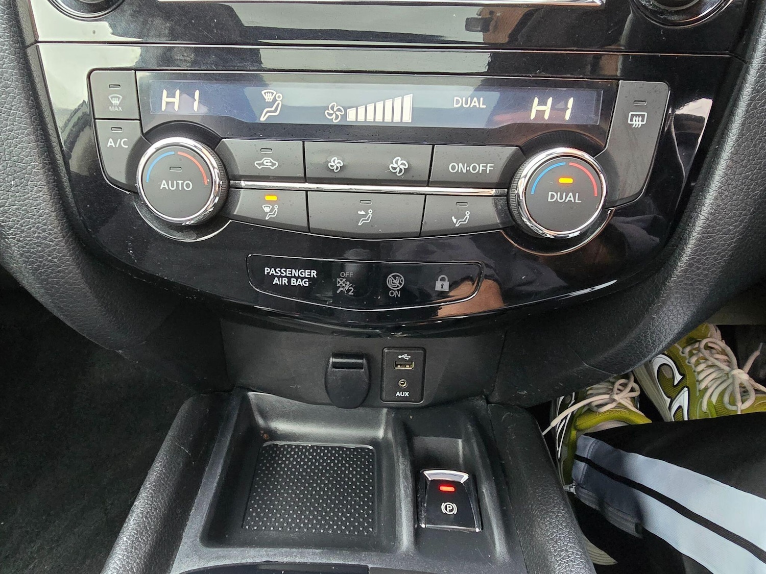 Used Nissan X-Trail for sale - 77396494: Photo 33