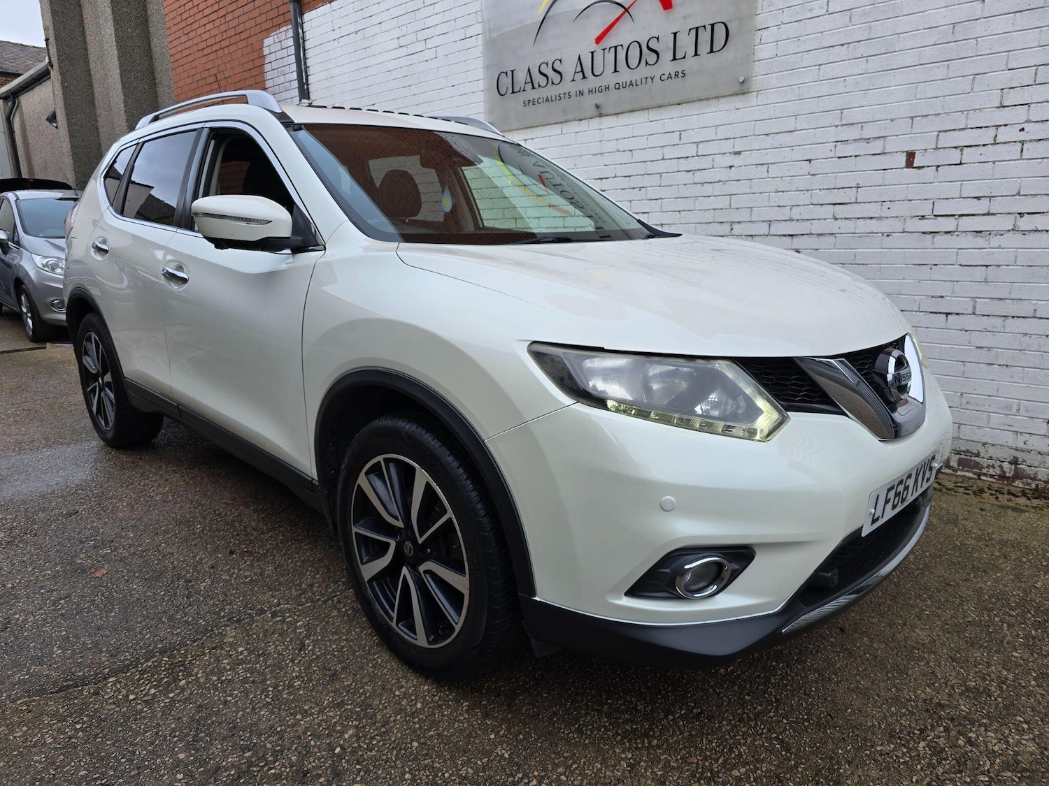 Used Nissan X-Trail for sale - 77396494: Photo 35