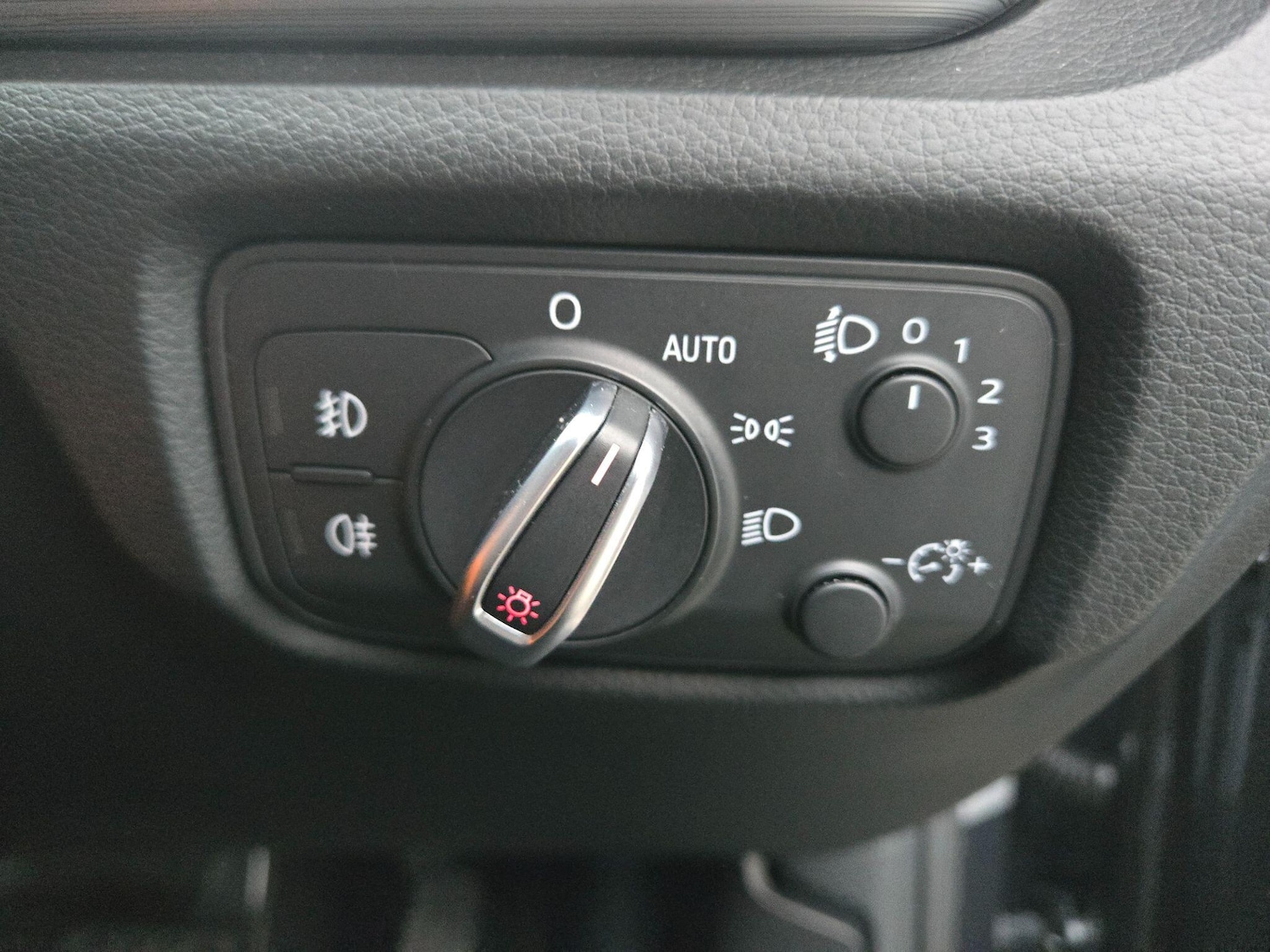 Used Audi A3 2014 for sale - 76214659: Photo 19