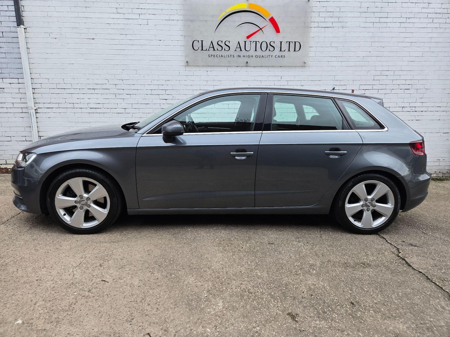 Used Audi A3 2014 for sale - 76214659: Photo 7