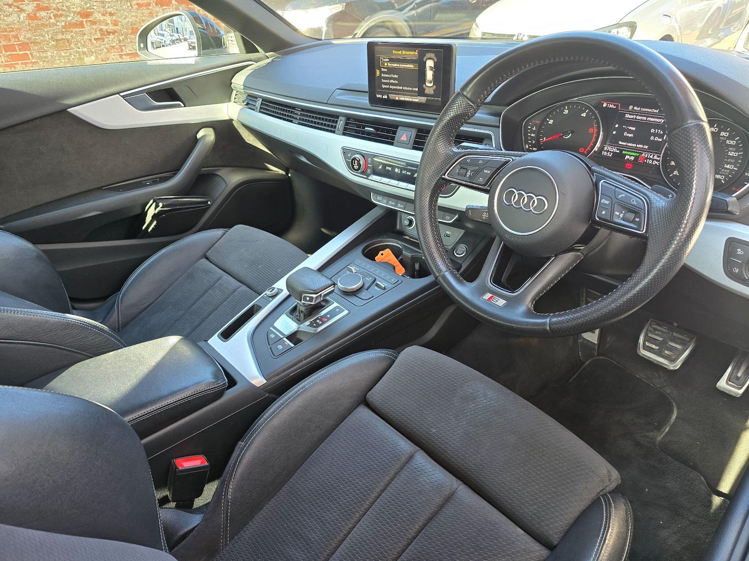 Used Audi A4 2018 for sale - 76085389: Photo 13
