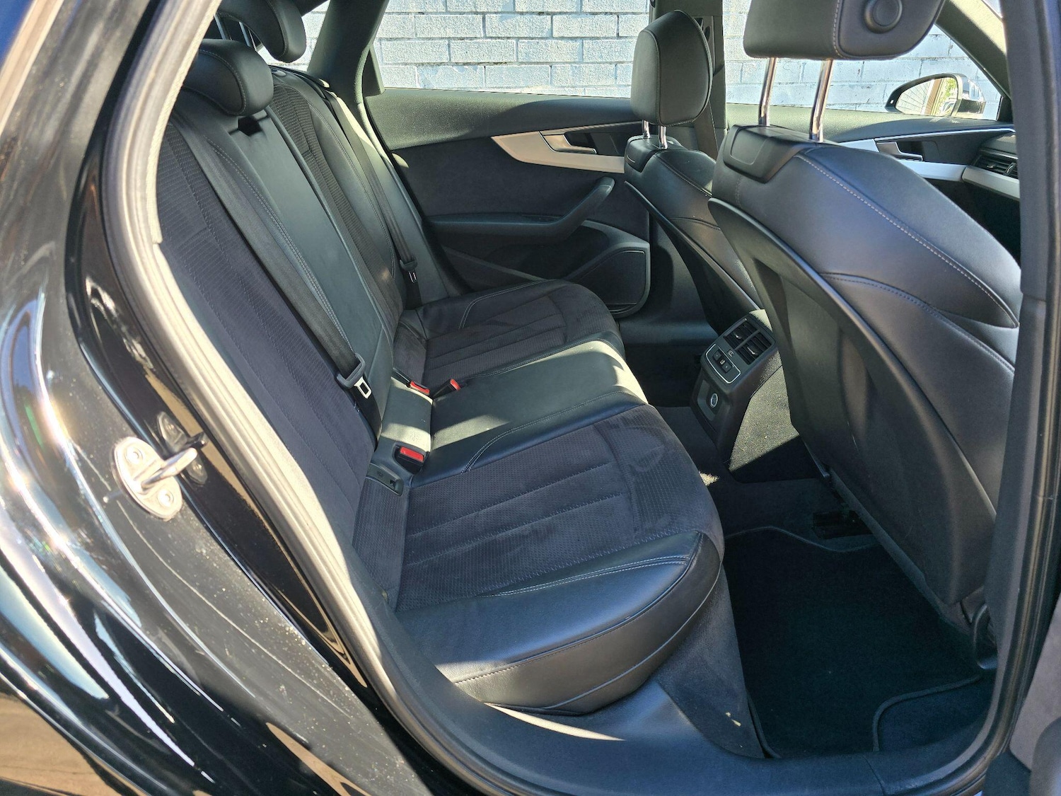 Used Audi A4 2018 for sale - 76085389: Photo 16