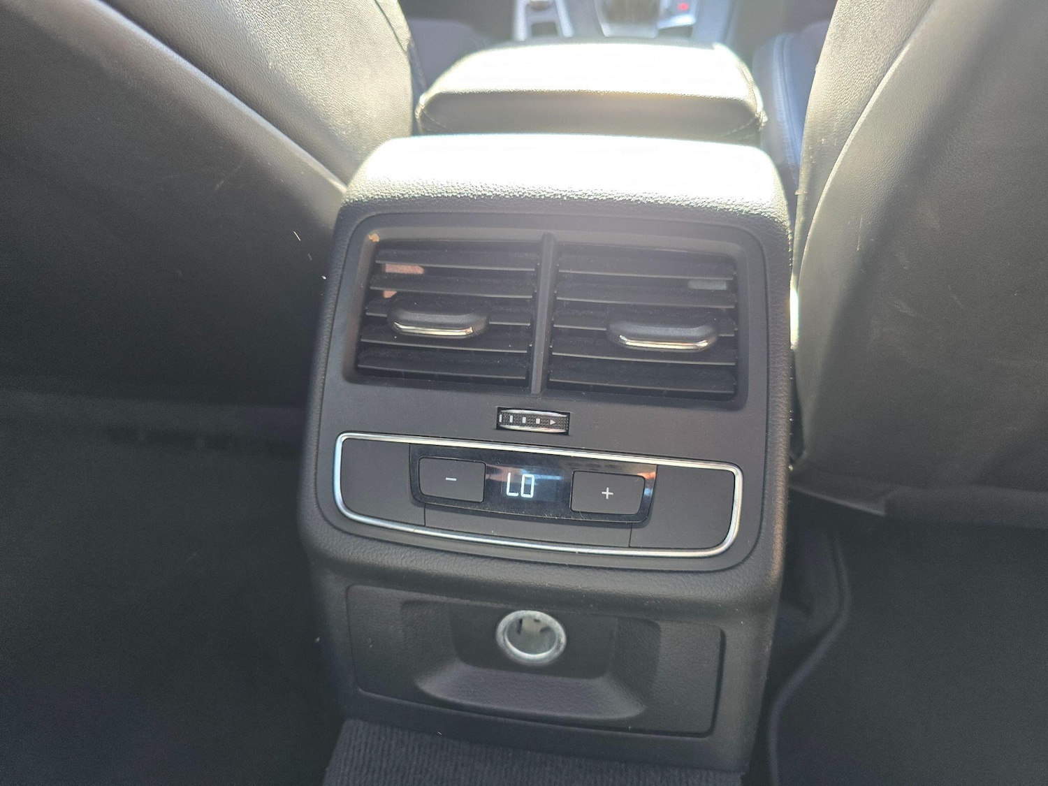 Used Audi A4 2018 for sale - 76085389: Photo 18