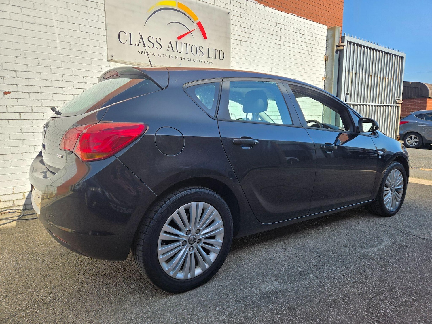 Used Vauxhall Astra 2011 for sale - 78170291: Photo 11