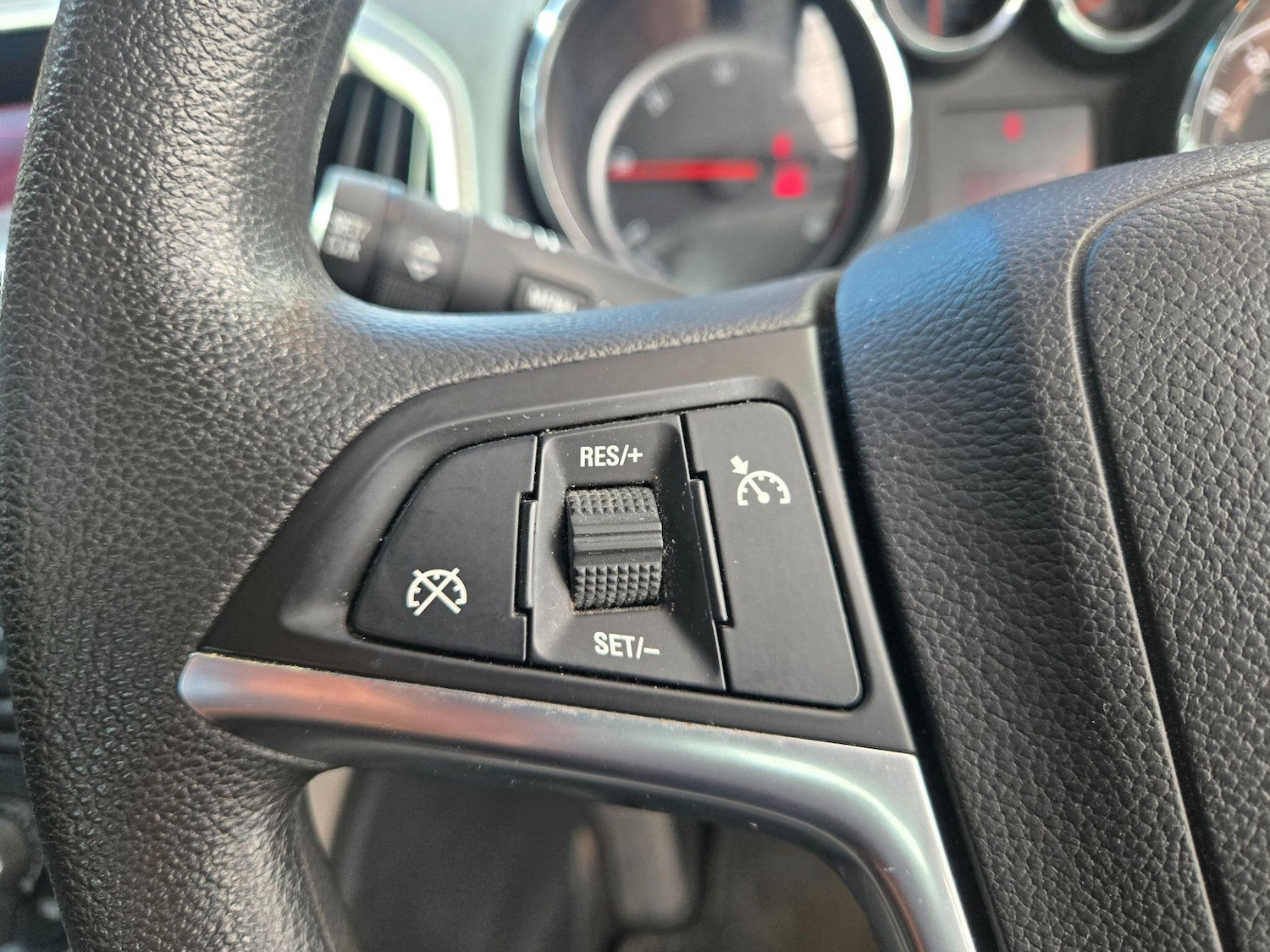 Used Vauxhall Astra 2011 for sale - 78170291: Photo 17