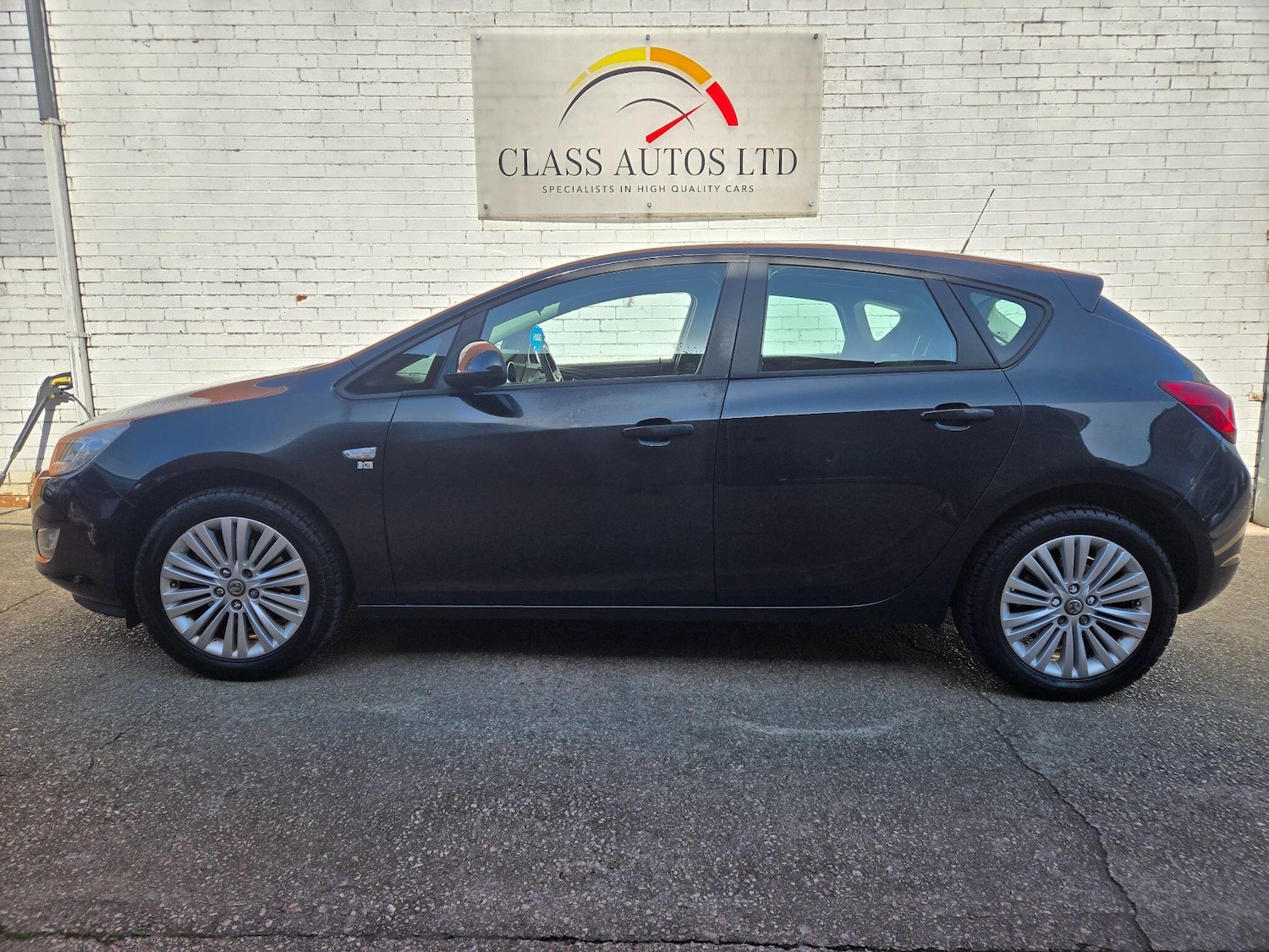 Used Vauxhall Astra 2011 for sale - 78170291: Photo 8