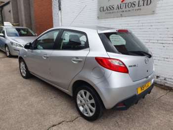 Used Mazda Mazda2 2010 for sale - 74809953: Photo