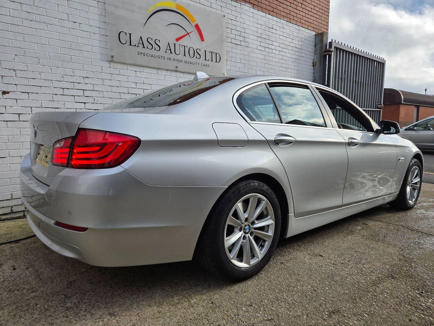 Used BMW 5 Series 2012 for sale - 77315278: Photo 12