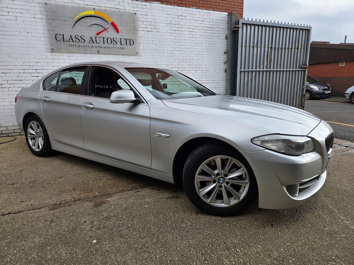 Used BMW 5 Series 2012 for sale - 77315278: Photo 35