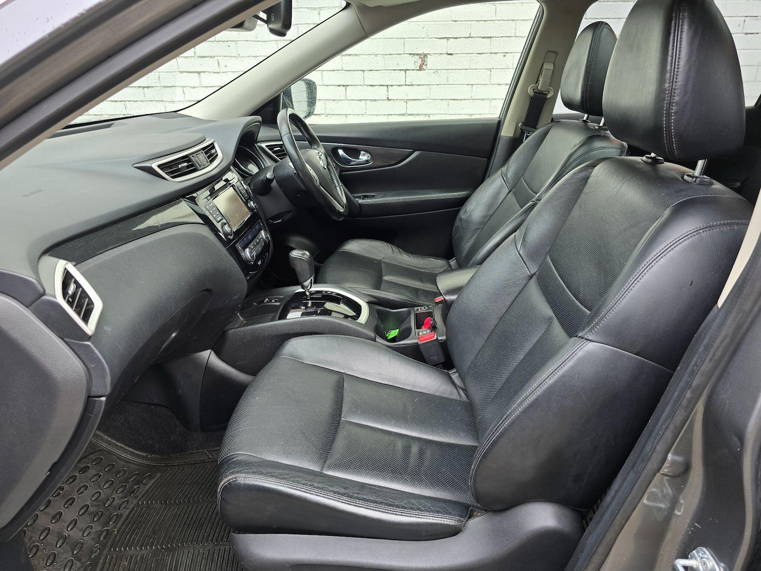 Used Nissan X-Trail 2016 for sale - 77625104: Photo 37