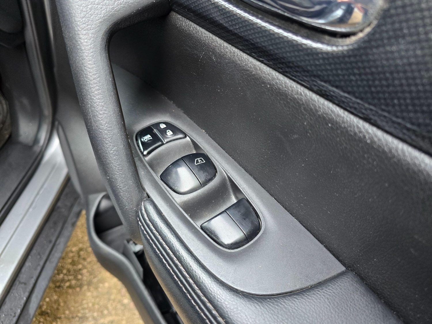 Used Nissan X-Trail 2016 for sale - 77625104: Photo 38