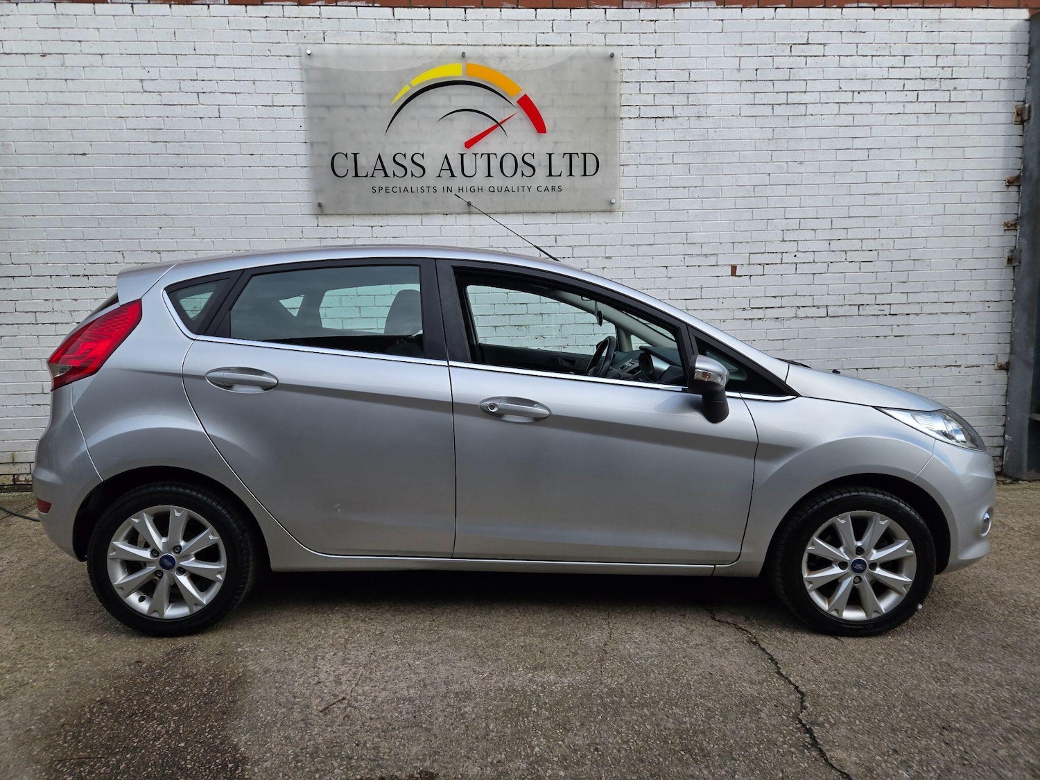 Used Ford Fiesta 2010 for sale - 77279471: Photo 10