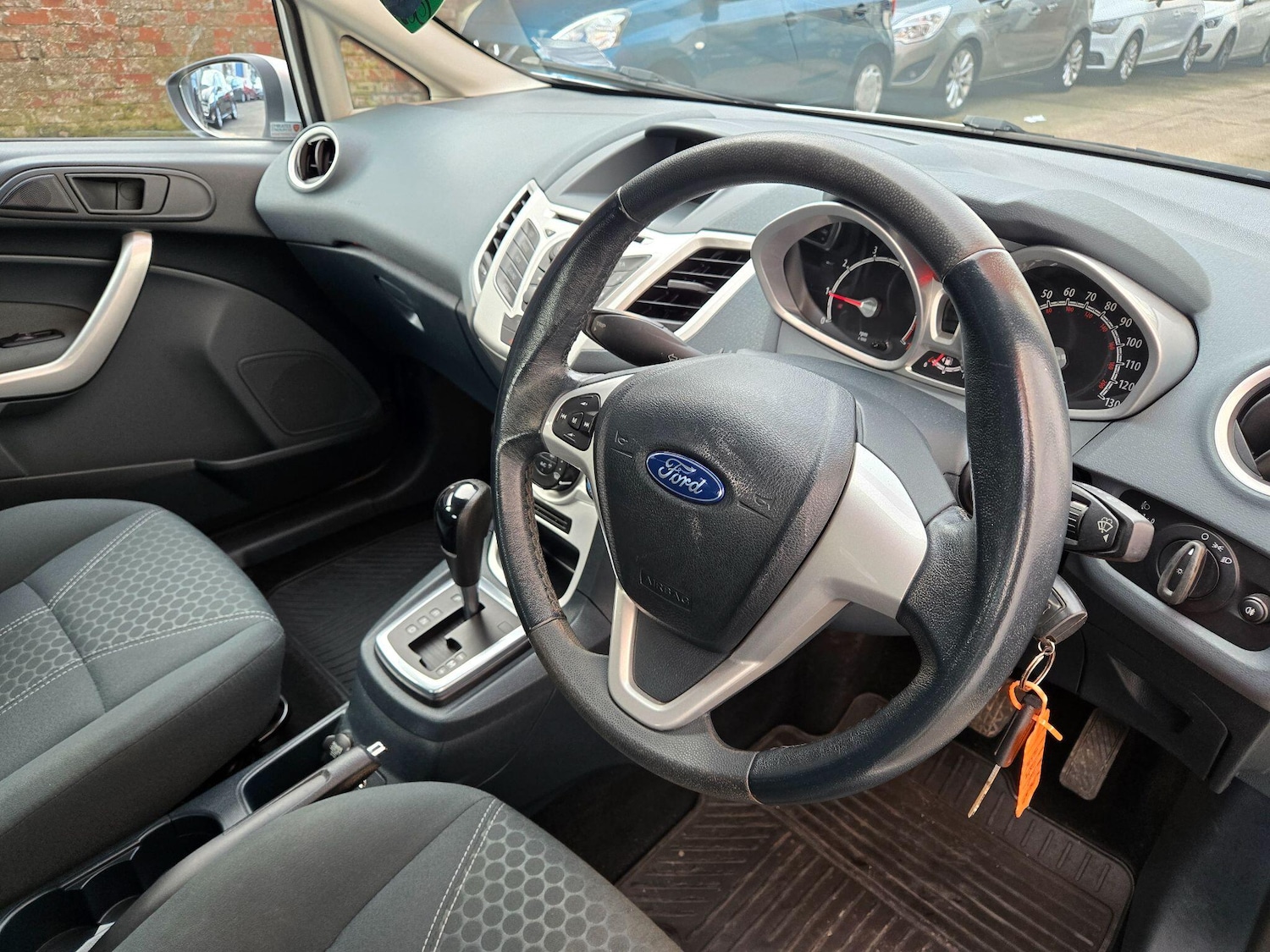 Used Ford Fiesta 2010 for sale - 77279471: Photo 14