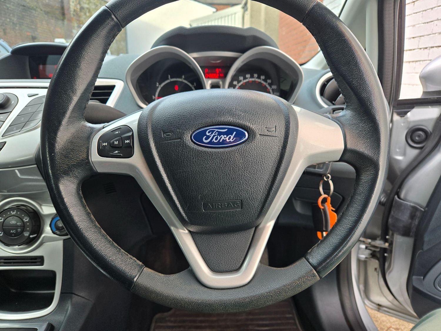 Used Ford Fiesta 2010 for sale - 77279471: Photo 31