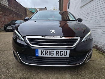 Used Peugeot 308 2016 for sale - 76226225: Photo 2