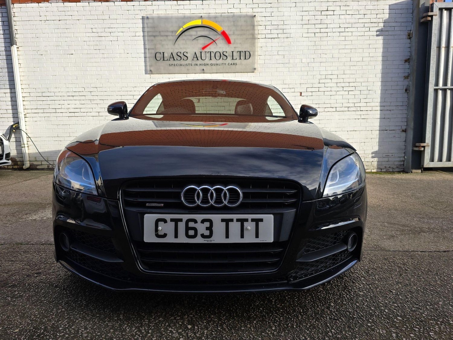 Used Audi TT 2013 for sale - 77015609: Photo 2
