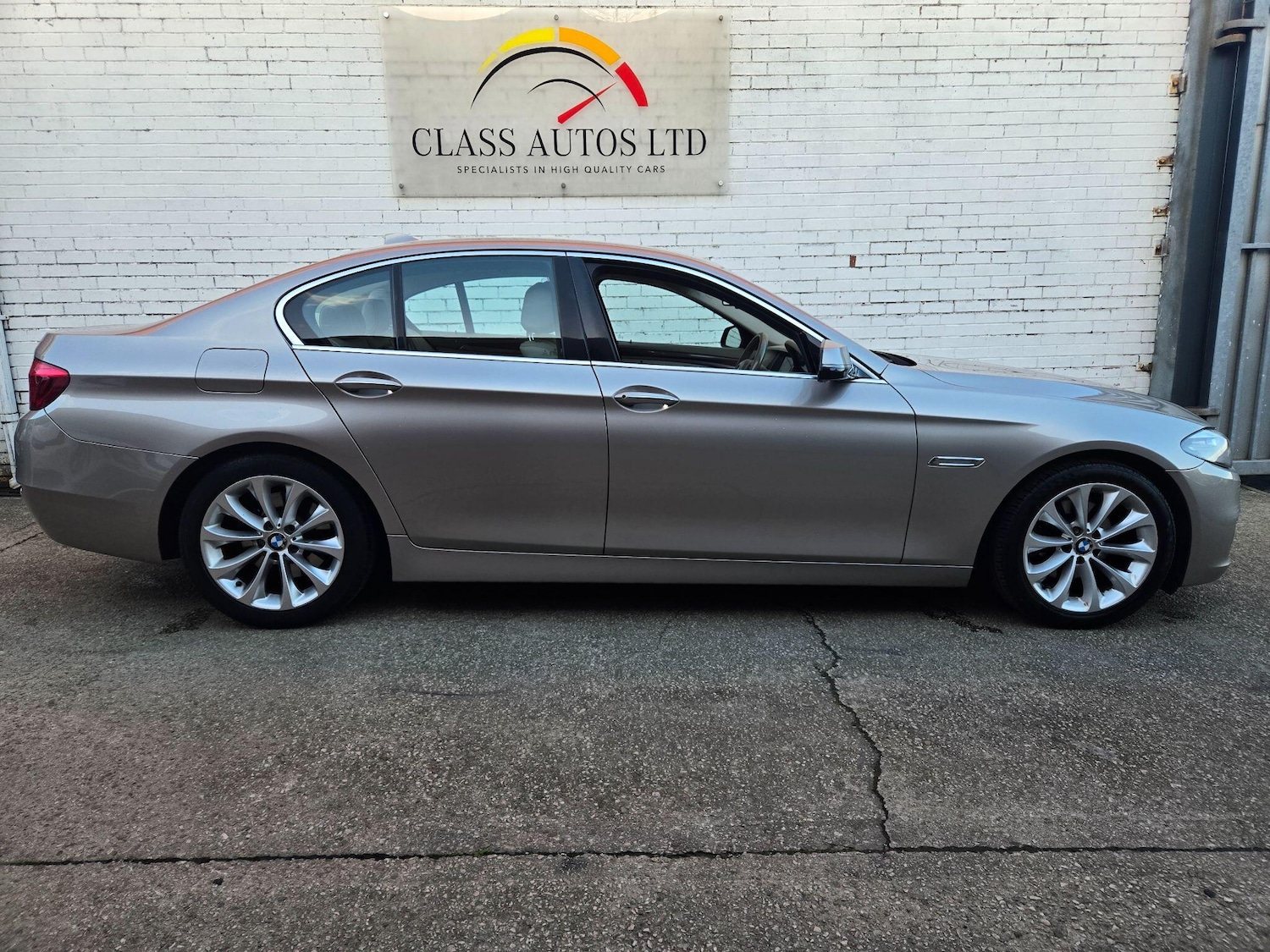 Used BMW 5 Series 2013 for sale - 76408458: Photo 9