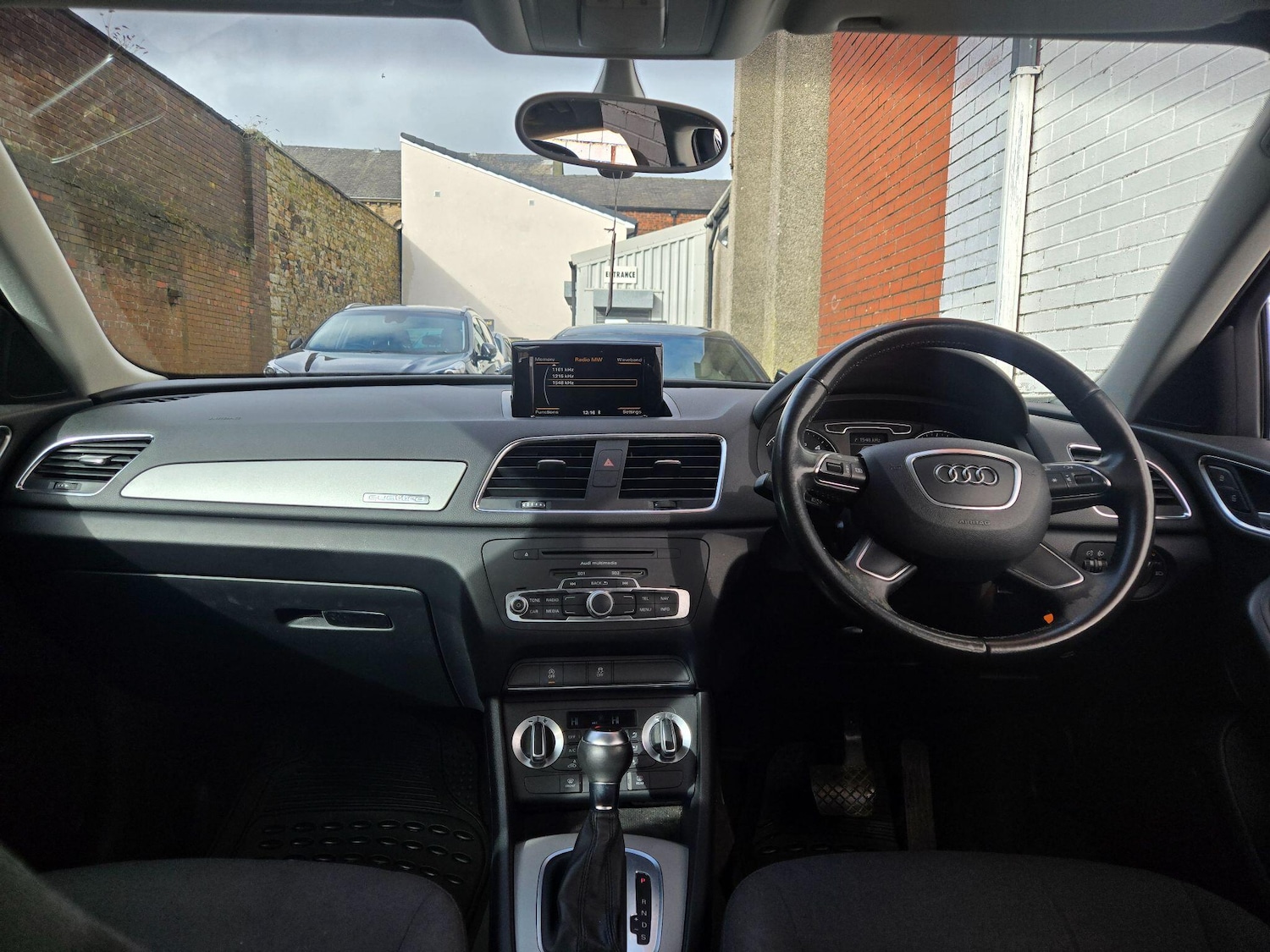 Used Audi Q3 2013 for sale - 77633402: Photo 13