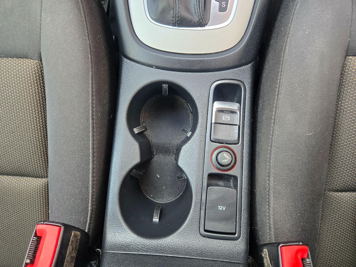 Used Audi Q3 2013 for sale - 77633402: Photo 15