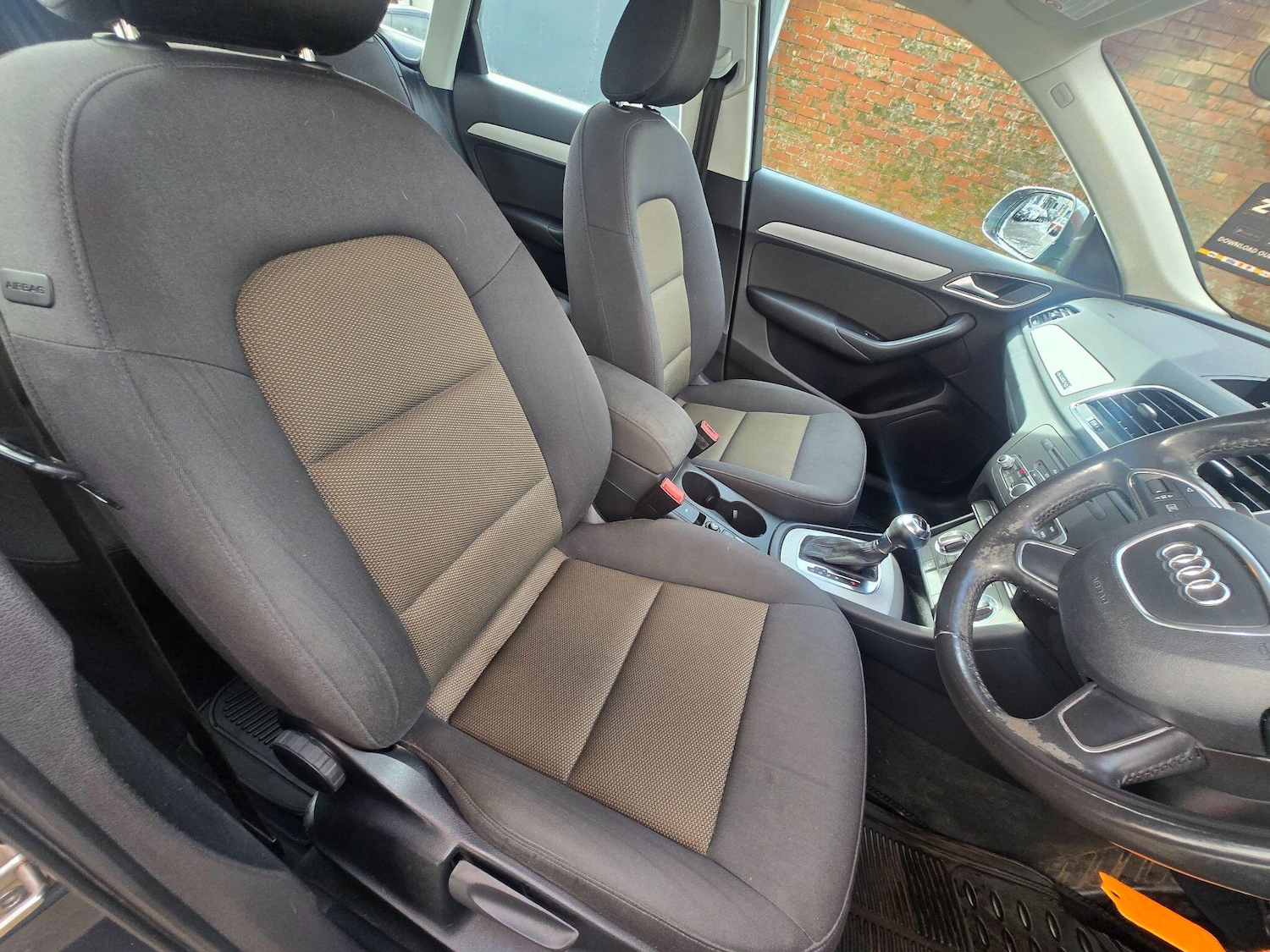 Used Audi Q3 2013 for sale - 77633402: Photo 16