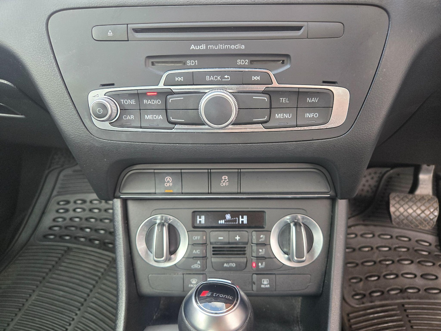 Used Audi Q3 2013 for sale - 77633402: Photo 23