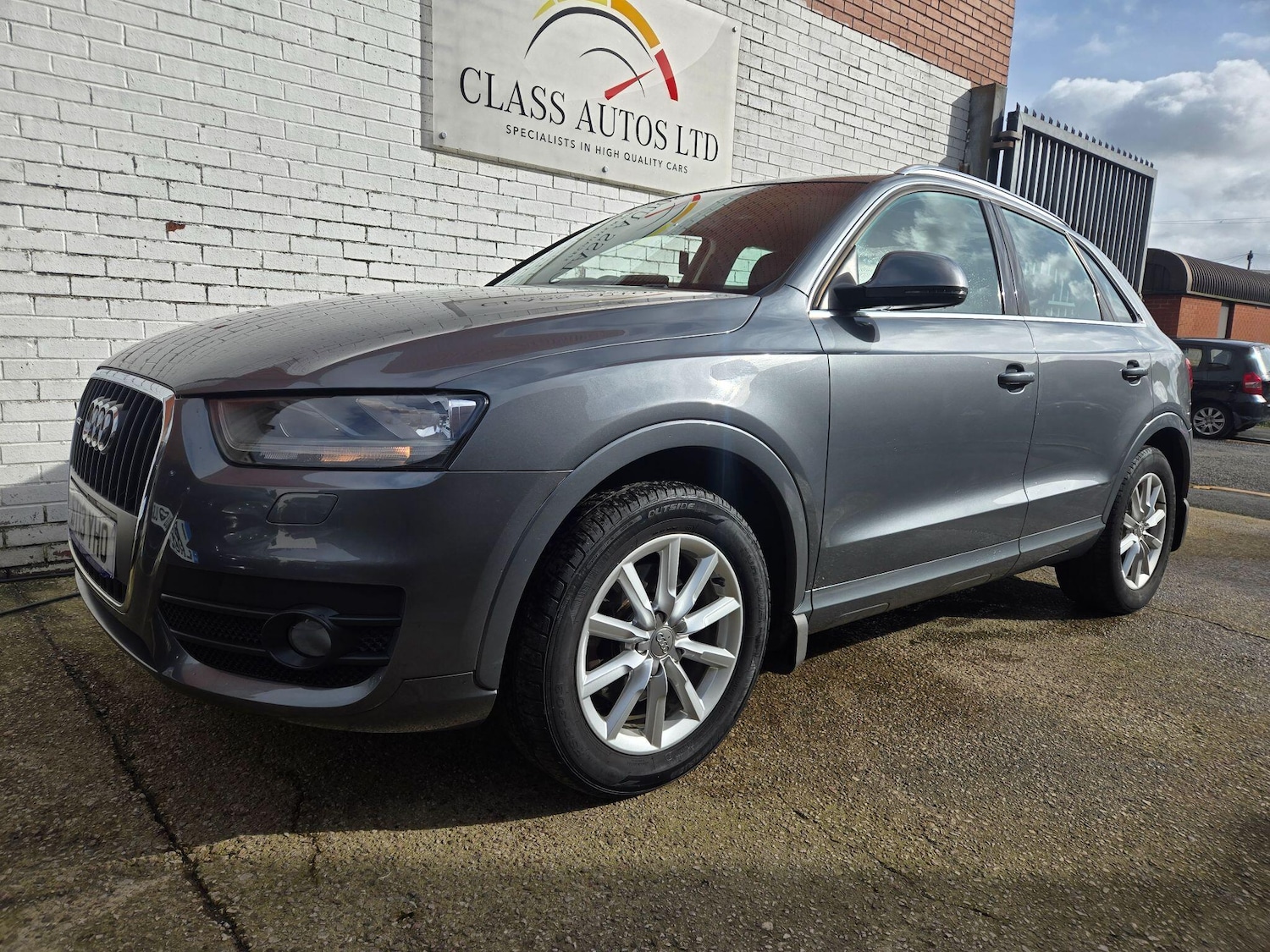 Used Audi Q3 2013 for sale - 77633402: Photo 4