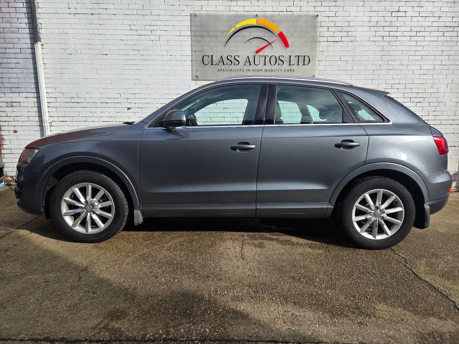 Used Audi Q3 2013 for sale - 77633402: Photo 8