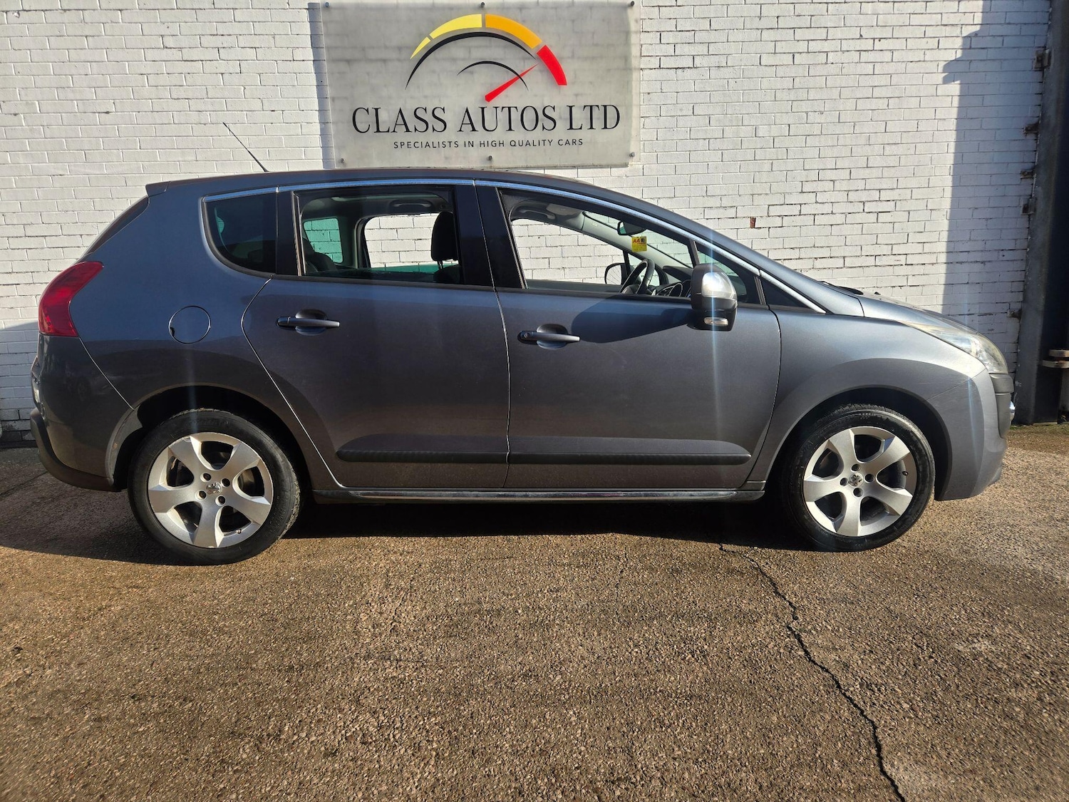 Used Peugeot 3008 2011 for sale - 76513019: Photo 10