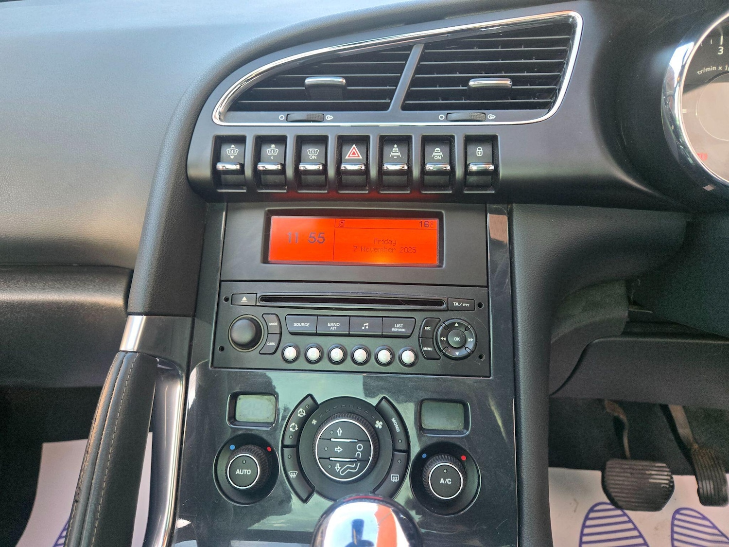 Used Peugeot 3008 2011 for sale - 76513019: Photo 22