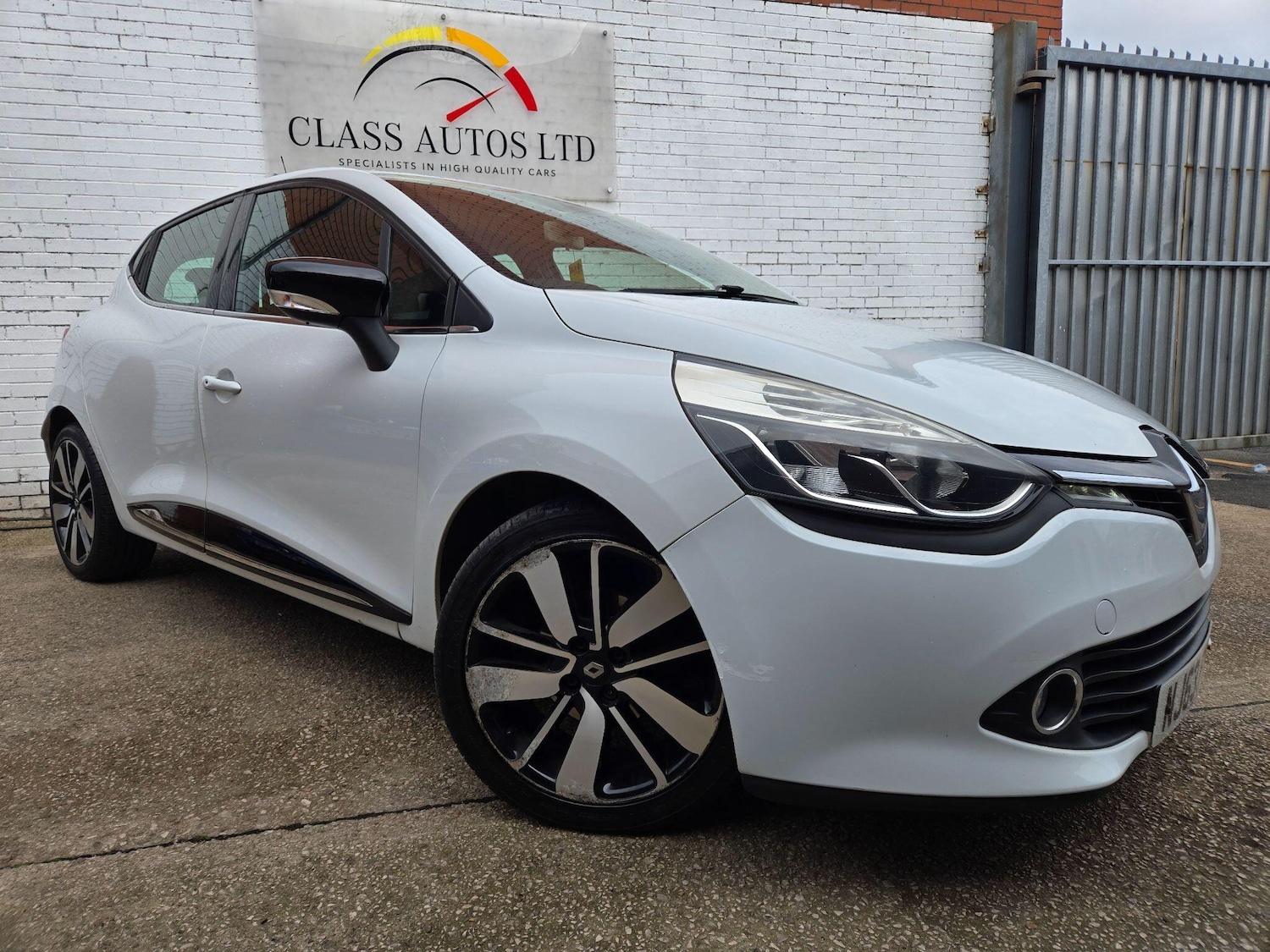 Used Renault Clio 2013 for sale - 76002442: Photo 1