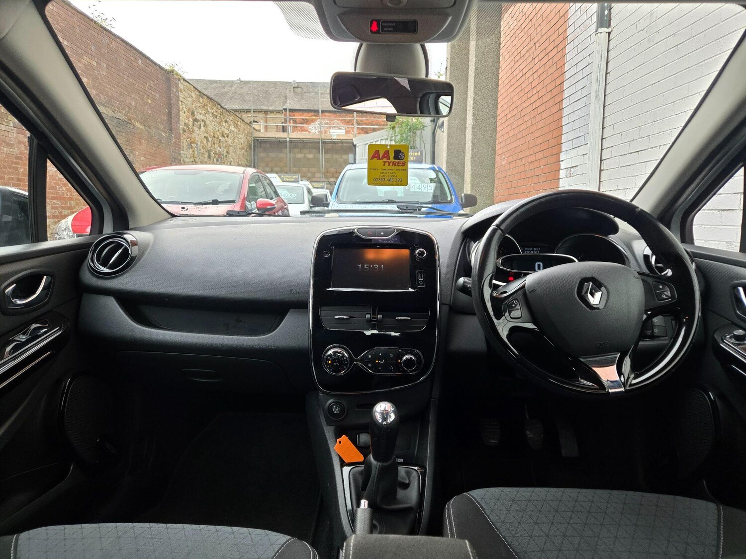 Used Renault Clio 2013 for sale - 76002442: Photo 13
