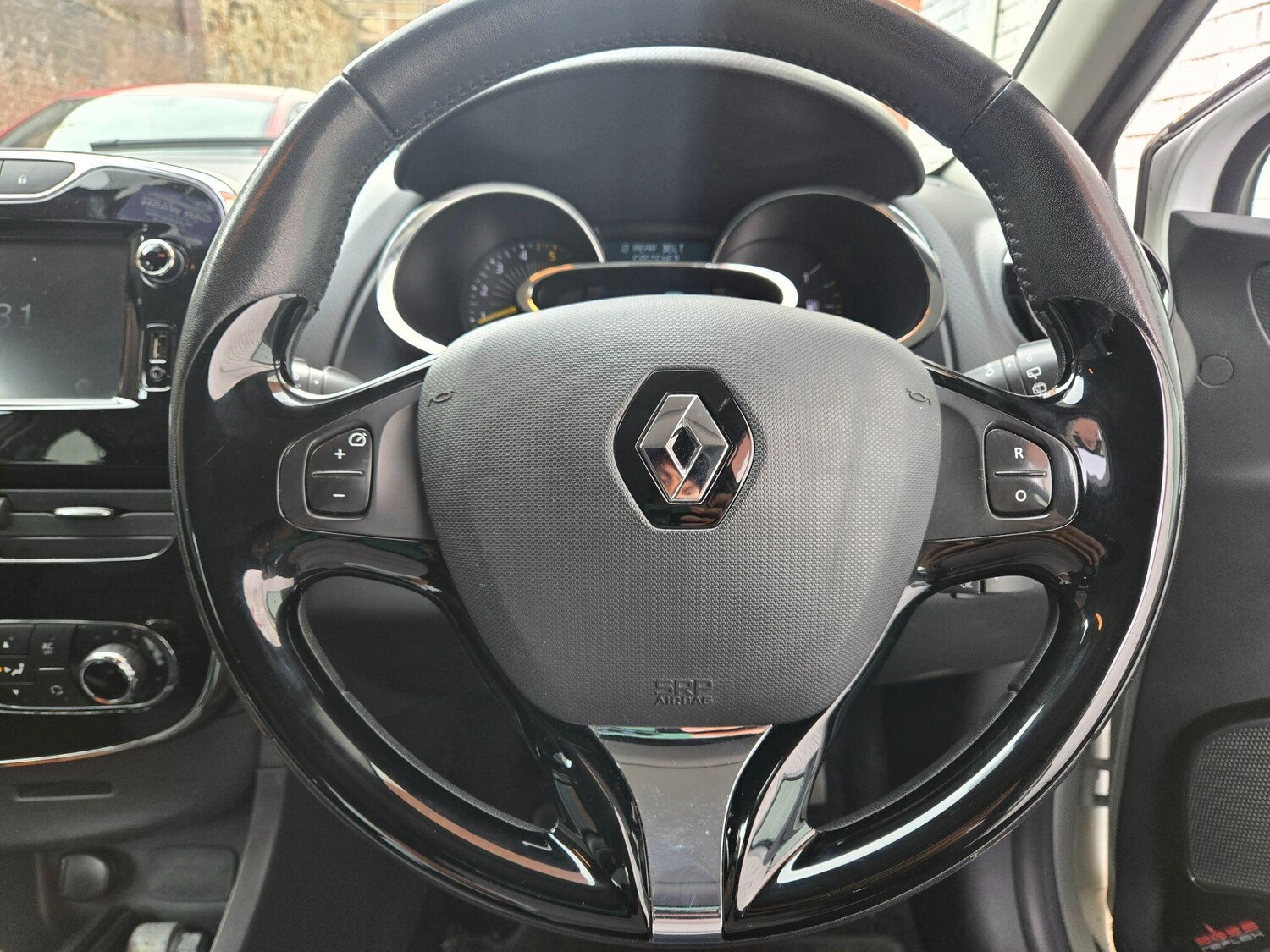 Used Renault Clio 2013 for sale - 76002442: Photo 28