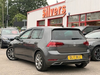 Used Volkswagen Golf 2017 for sale - 78930570: Photo
