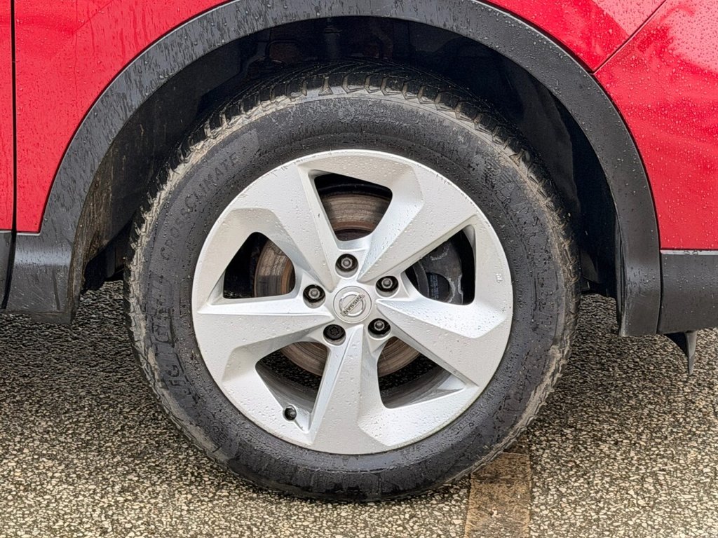 Used Nissan Qashqai 2017 for sale - 77534351: Photo 3