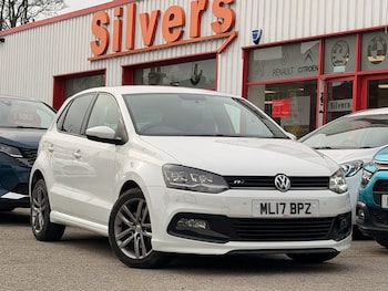 Used Volkswagen Polo 2017 for sale - 77990871: Photo