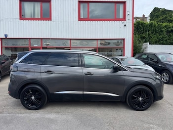 Used Peugeot 5008 2022 for sale - 76486540: Photo