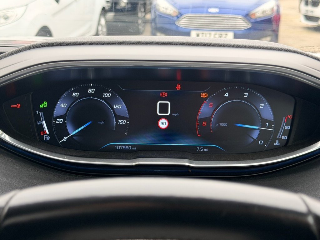 Used Peugeot 3008 2017 for sale - 78096574: Photo 12