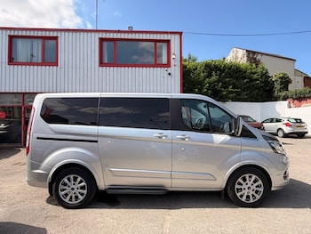 Used Ford Tourneo Custom 2019 for sale - 79313774: Photo
