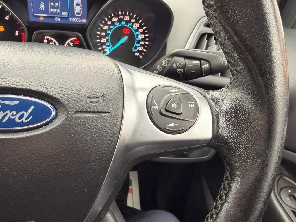 Used Ford Kuga 2015 for sale - 77436479: Photo 10