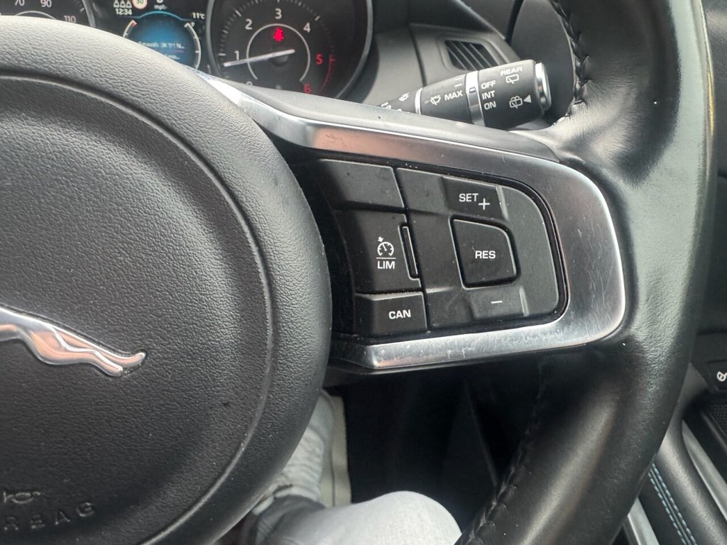 Used Jaguar E-Pace 2020 for sale - 76535576: Photo 12