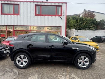 Used Jaguar E-Pace 2020 for sale - 76535576: Photo