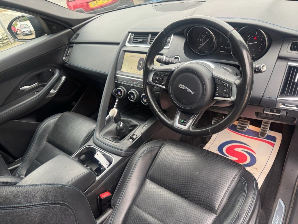 Used Jaguar E-Pace 2020 for sale - 76535576: Photo 8
